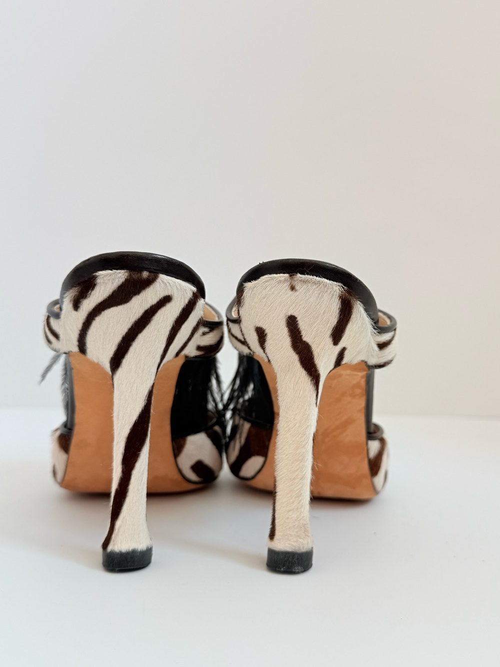 Manolo Blahnik Zebra Print Calf Hair Feather Fringe Pointed Toe Mule Heels EU 37 - Picture 8 of 11